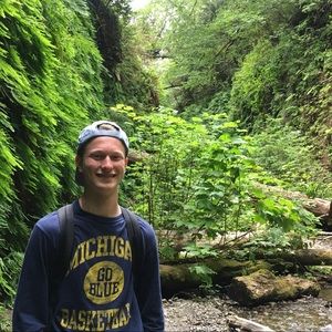 Meet your Posher, Cameron